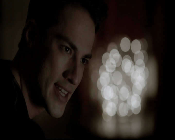 VampireDiariesWorld-dot-org_5x12TheDevilInside4325.jpg