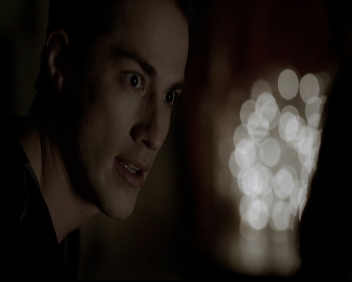 VampireDiariesWorld-dot-org_5x12TheDevilInside4331.jpg