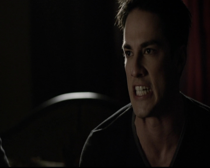 VampireDiariesWorld-dot-org_5x12TheDevilInside4335.jpg