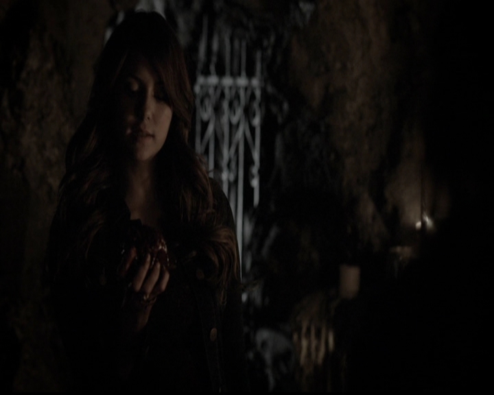 VampireDiariesWorld-dot-org_5x12TheDevilInside4372.jpg