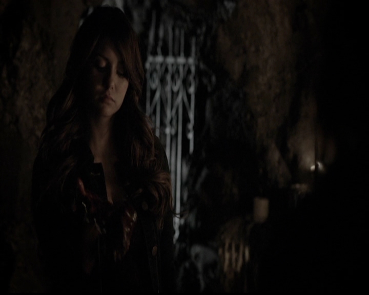 VampireDiariesWorld-dot-org_5x12TheDevilInside4373.jpg