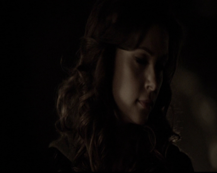 VampireDiariesWorld-dot-org_5x12TheDevilInside4375.jpg