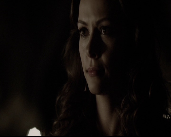 VampireDiariesWorld-dot-org_5x12TheDevilInside4391.jpg