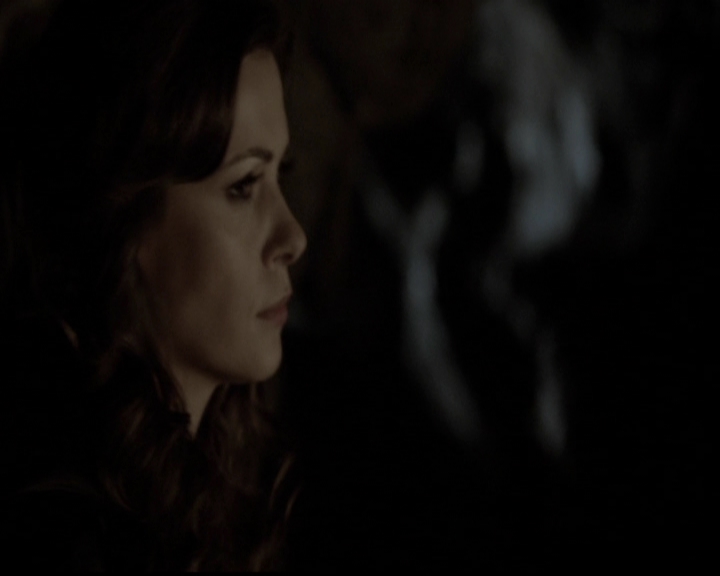 VampireDiariesWorld-dot-org_5x12TheDevilInside4392.jpg