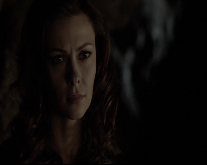 VampireDiariesWorld-dot-org_5x12TheDevilInside4402.jpg