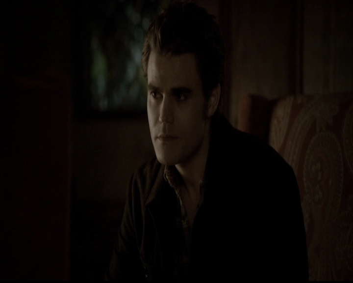 VampireDiariesWorld-dot-org_5x12TheDevilInside4500.jpg