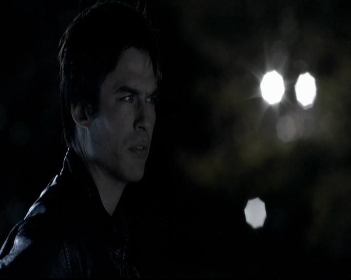 VampireDiariesWorld-dot-org_5x12TheDevilInside4600.jpg