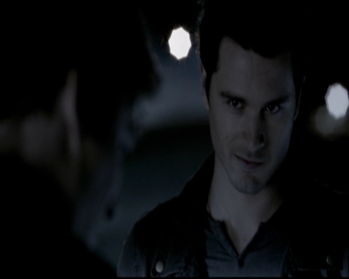 VampireDiariesWorld-dot-org_5x12TheDevilInside4678.jpg