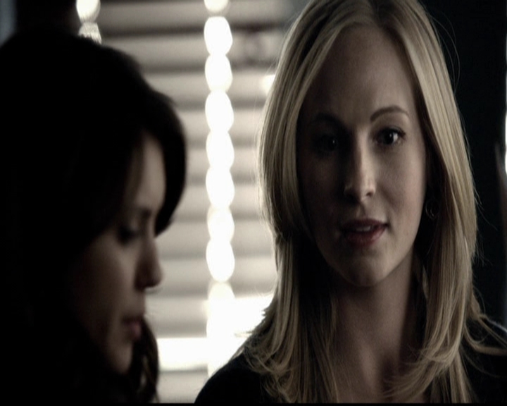 VampireDiariesWorld-dot-org_5x13TotalEclipseOfTheHeart0094.jpg