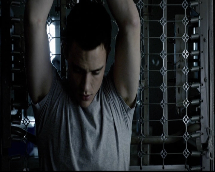 VampireDiariesWorld-dot-org_5x13TotalEclipseOfTheHeart0338.jpg