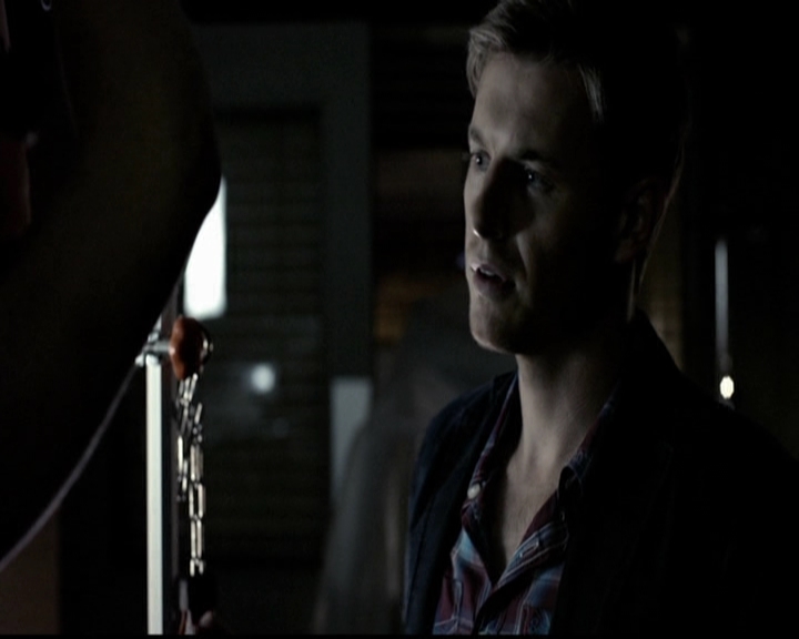 VampireDiariesWorld-dot-org_5x13TotalEclipseOfTheHeart0348.jpg