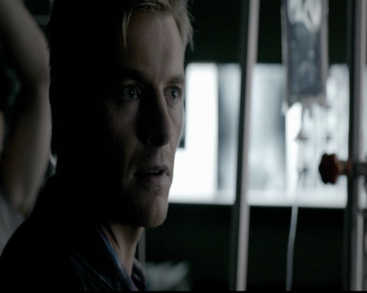 VampireDiariesWorld-dot-org_5x13TotalEclipseOfTheHeart0396.jpg