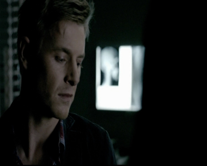 VampireDiariesWorld-dot-org_5x13TotalEclipseOfTheHeart0416.jpg