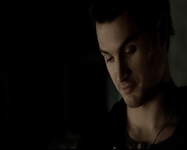 VampireDiariesWorld-dot-org_5x13TotalEclipseOfTheHeart0510.jpg