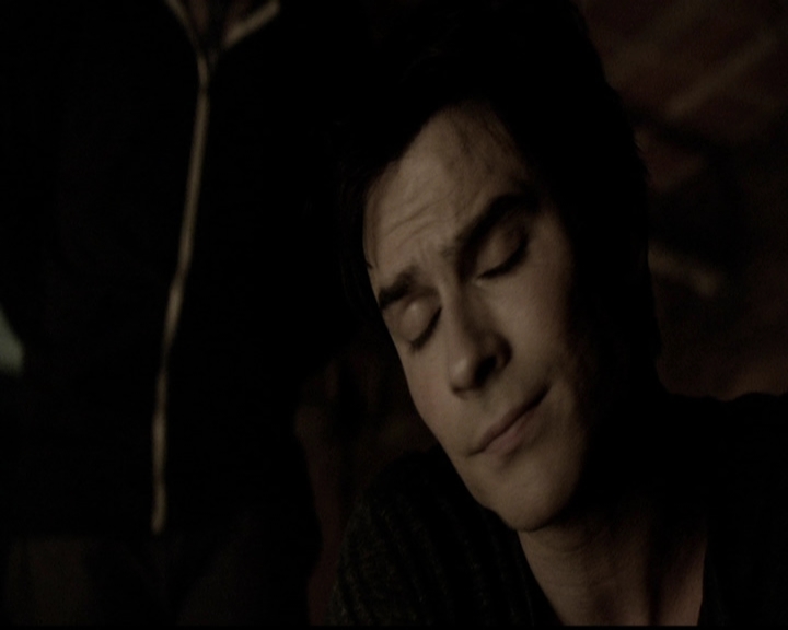 VampireDiariesWorld-dot-org_5x13TotalEclipseOfTheHeart0512.jpg