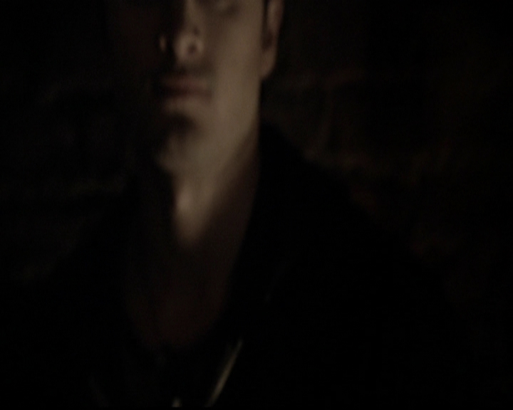 VampireDiariesWorld-dot-org_5x13TotalEclipseOfTheHeart0517.jpg