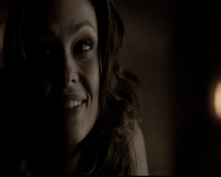 VampireDiariesWorld-dot-org_5x13TotalEclipseOfTheHeart0803.jpg