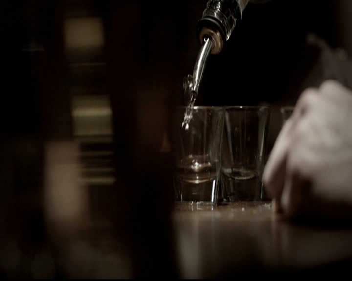 VampireDiariesWorld-dot-org_5x13TotalEclipseOfTheHeart0813.jpg