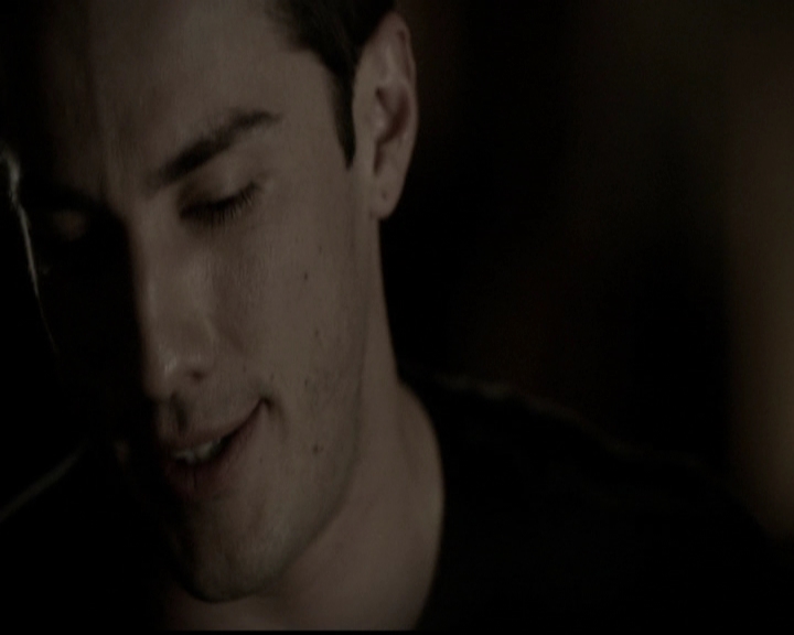 VampireDiariesWorld-dot-org_5x13TotalEclipseOfTheHeart0821.jpg