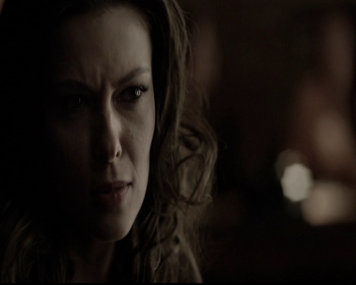 VampireDiariesWorld-dot-org_5x13TotalEclipseOfTheHeart0822.jpg