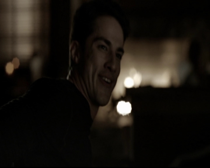 VampireDiariesWorld-dot-org_5x13TotalEclipseOfTheHeart0829.jpg