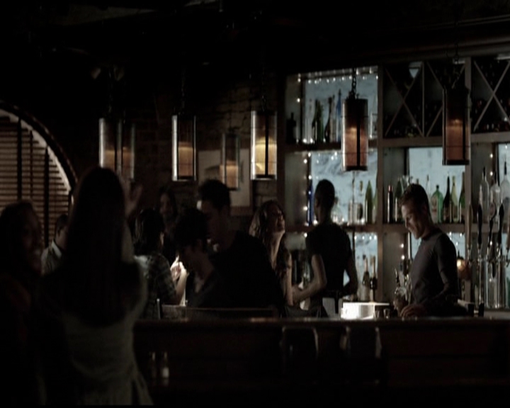 VampireDiariesWorld-dot-org_5x13TotalEclipseOfTheHeart0831.jpg