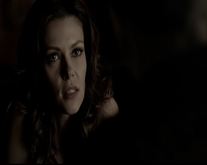 VampireDiariesWorld-dot-org_5x13TotalEclipseOfTheHeart0837.jpg