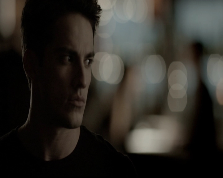 VampireDiariesWorld-dot-org_5x13TotalEclipseOfTheHeart0842.jpg