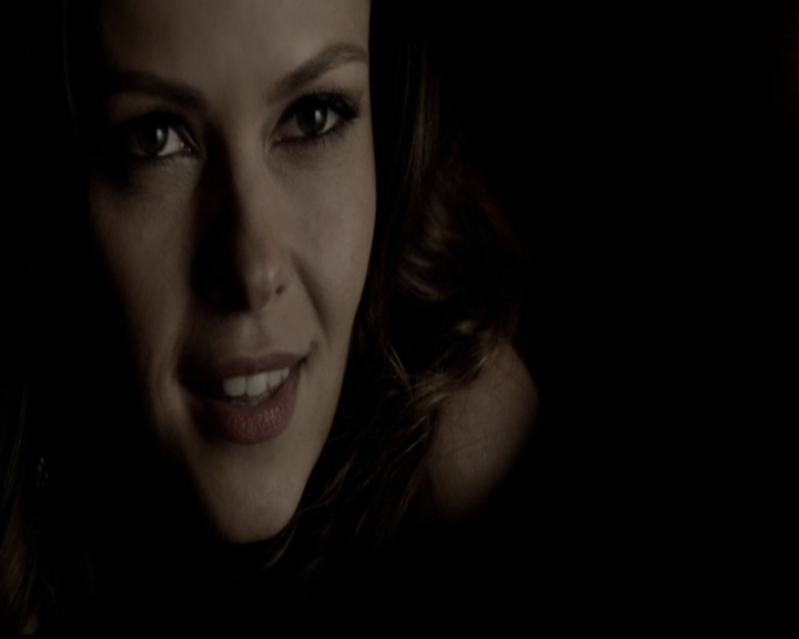 VampireDiariesWorld-dot-org_5x13TotalEclipseOfTheHeart0851.jpg