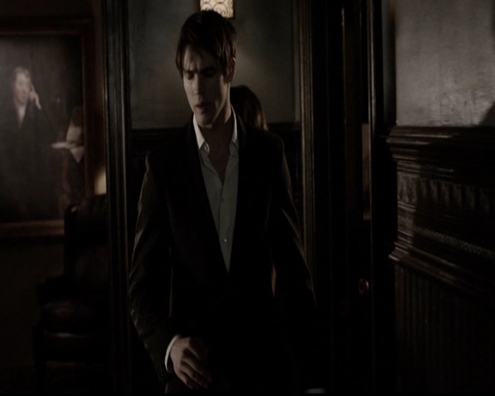 VampireDiariesWorld-dot-org_5x13TotalEclipseOfTheHeart0861.jpg