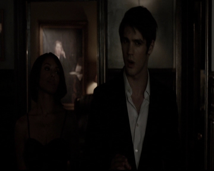 VampireDiariesWorld-dot-org_5x13TotalEclipseOfTheHeart0863.jpg