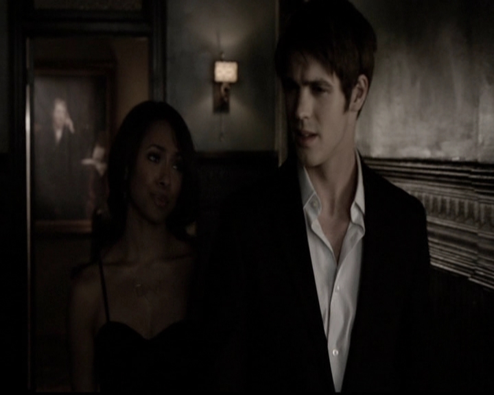 VampireDiariesWorld-dot-org_5x13TotalEclipseOfTheHeart0866.jpg