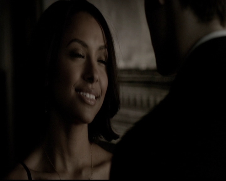 VampireDiariesWorld-dot-org_5x13TotalEclipseOfTheHeart0875.jpg