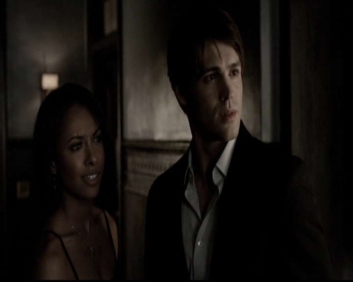 VampireDiariesWorld-dot-org_5x13TotalEclipseOfTheHeart0884.jpg