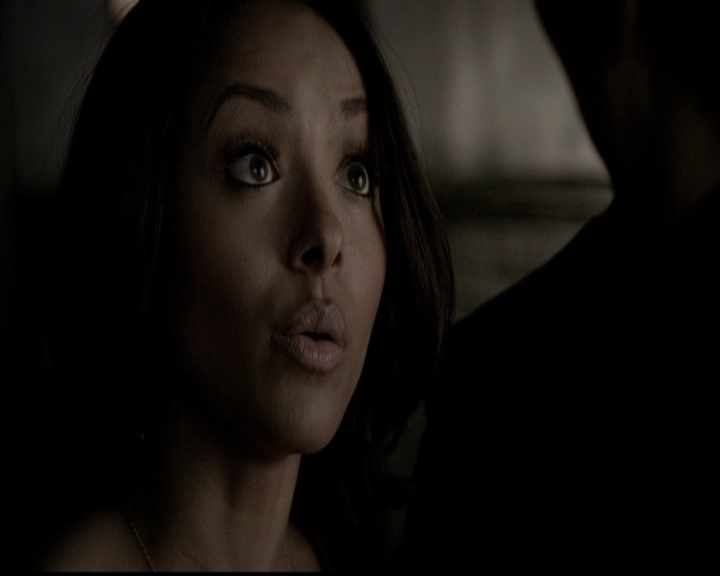 VampireDiariesWorld-dot-org_5x13TotalEclipseOfTheHeart0923.jpg