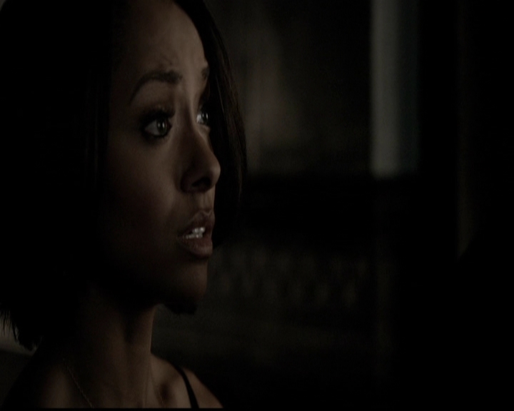 VampireDiariesWorld-dot-org_5x13TotalEclipseOfTheHeart0950.jpg