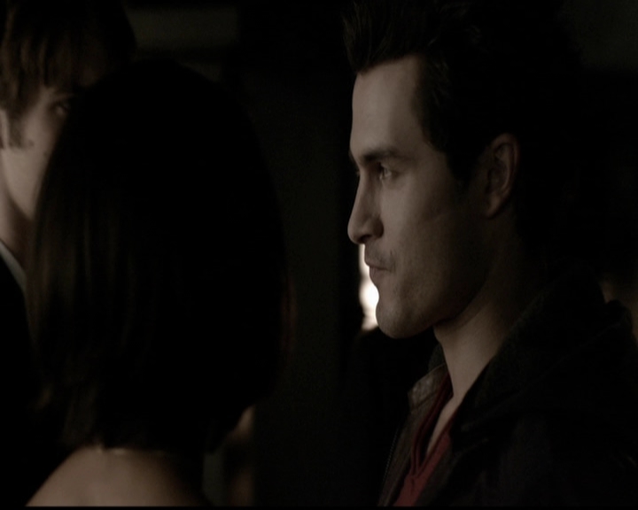 VampireDiariesWorld-dot-org_5x13TotalEclipseOfTheHeart0964.jpg