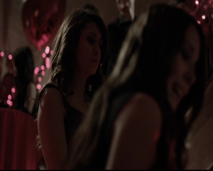 VampireDiariesWorld-dot-org_5x13TotalEclipseOfTheHeart0985.jpg