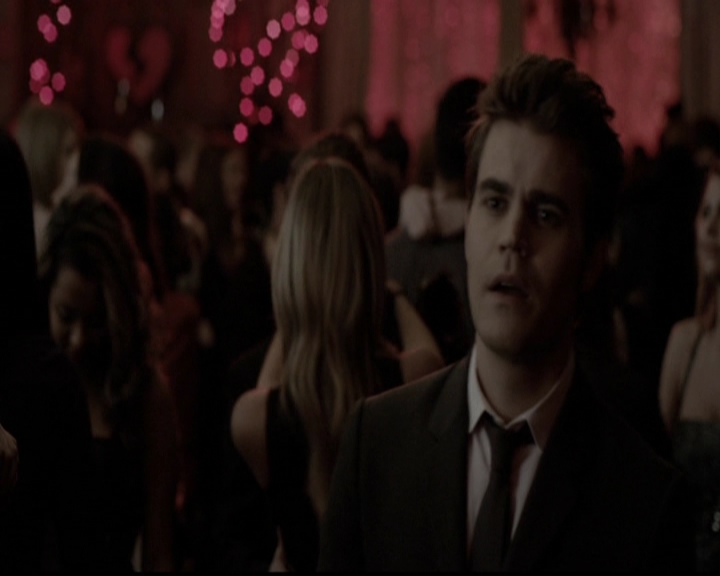 VampireDiariesWorld-dot-org_5x13TotalEclipseOfTheHeart0988.jpg