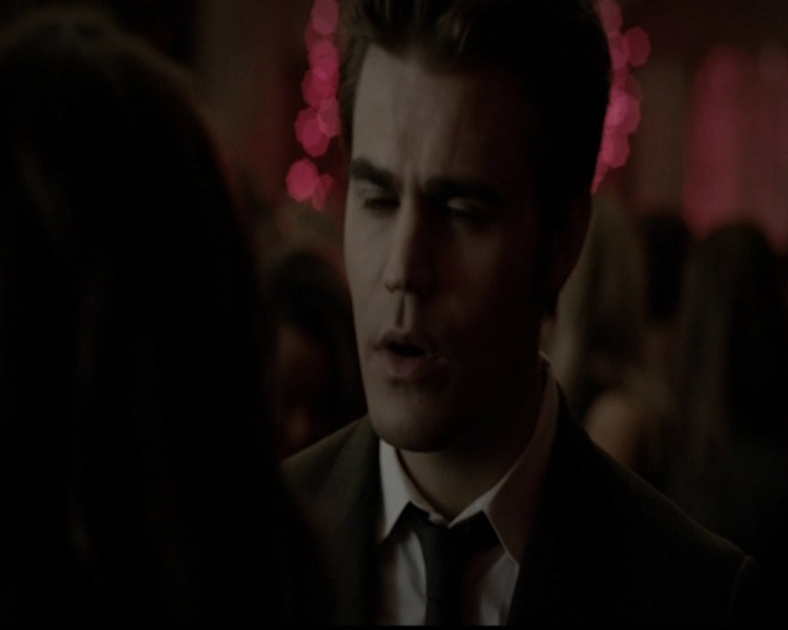 VampireDiariesWorld-dot-org_5x13TotalEclipseOfTheHeart0995.jpg