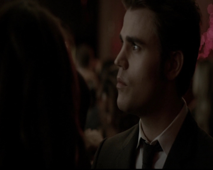 VampireDiariesWorld-dot-org_5x13TotalEclipseOfTheHeart0996.jpg