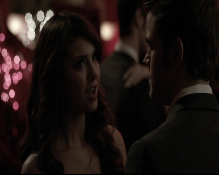 VampireDiariesWorld-dot-org_5x13TotalEclipseOfTheHeart0998.jpg