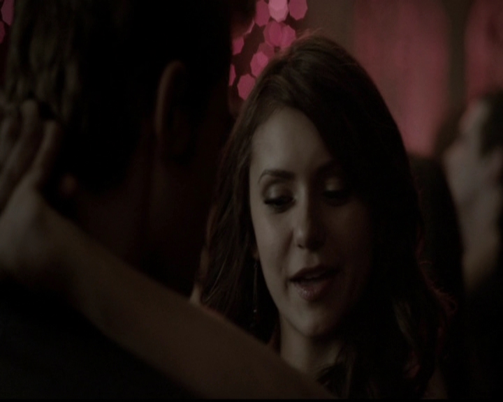 VampireDiariesWorld-dot-org_5x13TotalEclipseOfTheHeart1012.jpg