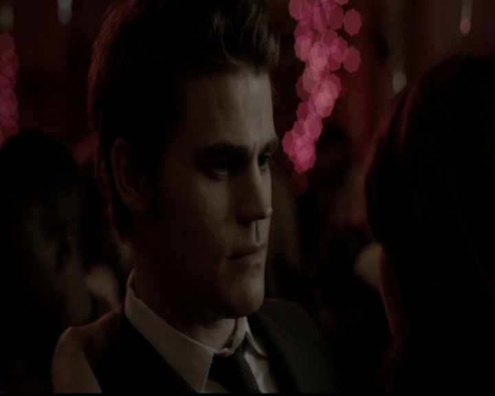 VampireDiariesWorld-dot-org_5x13TotalEclipseOfTheHeart1018.jpg