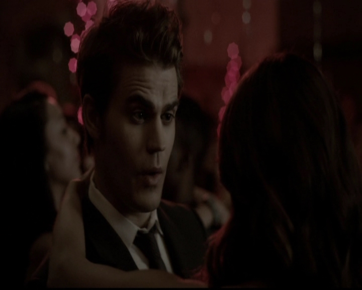 VampireDiariesWorld-dot-org_5x13TotalEclipseOfTheHeart1021.jpg