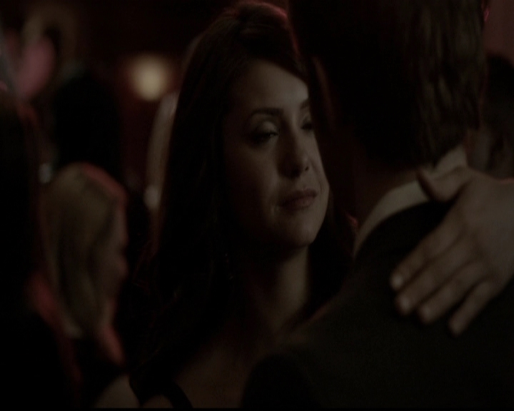 VampireDiariesWorld-dot-org_5x13TotalEclipseOfTheHeart1027.jpg