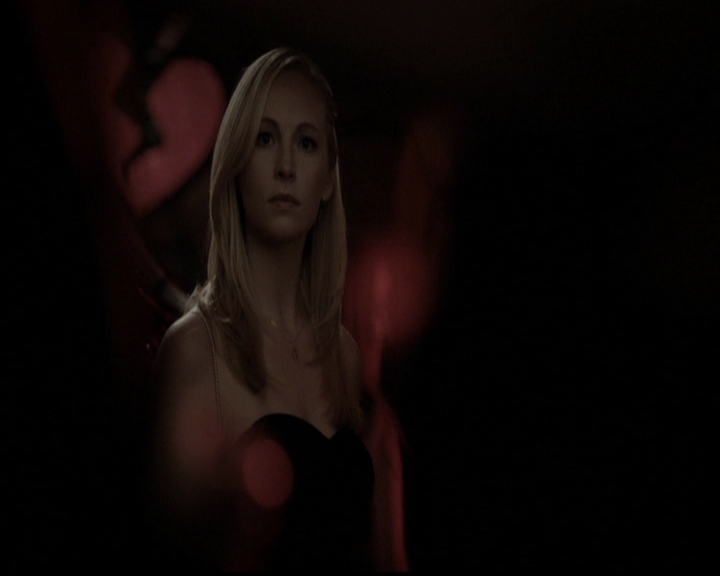 VampireDiariesWorld-dot-org_5x13TotalEclipseOfTheHeart1032.jpg