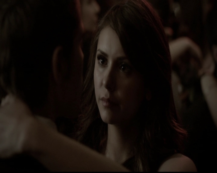 VampireDiariesWorld-dot-org_5x13TotalEclipseOfTheHeart1070.jpg