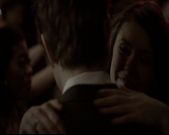 VampireDiariesWorld-dot-org_5x13TotalEclipseOfTheHeart1087.jpg