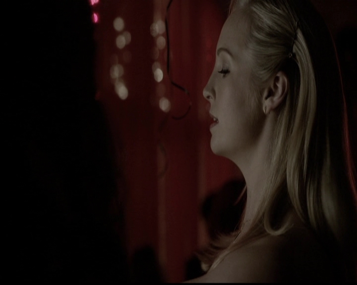 VampireDiariesWorld-dot-org_5x13TotalEclipseOfTheHeart1154.jpg